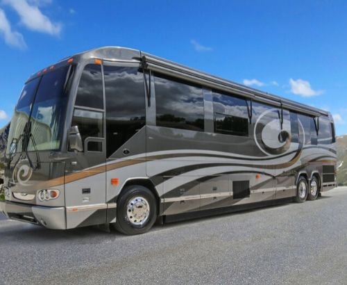 Featherlite Coaches Luxury Prevost Conversions And Motorhomes