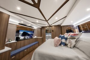 Stateroom Aft | Coach 1647 | Featherlite Coaches Prevost Quad Slide Motorhome