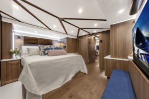 Featherlite Prevost motor coach