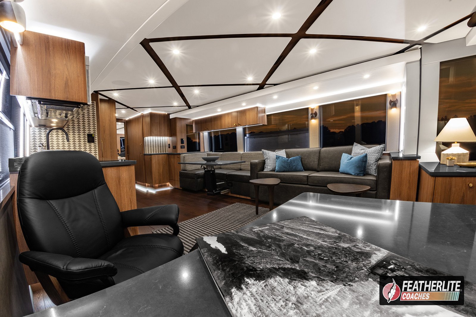 2026 Featherlite Prevost Durango