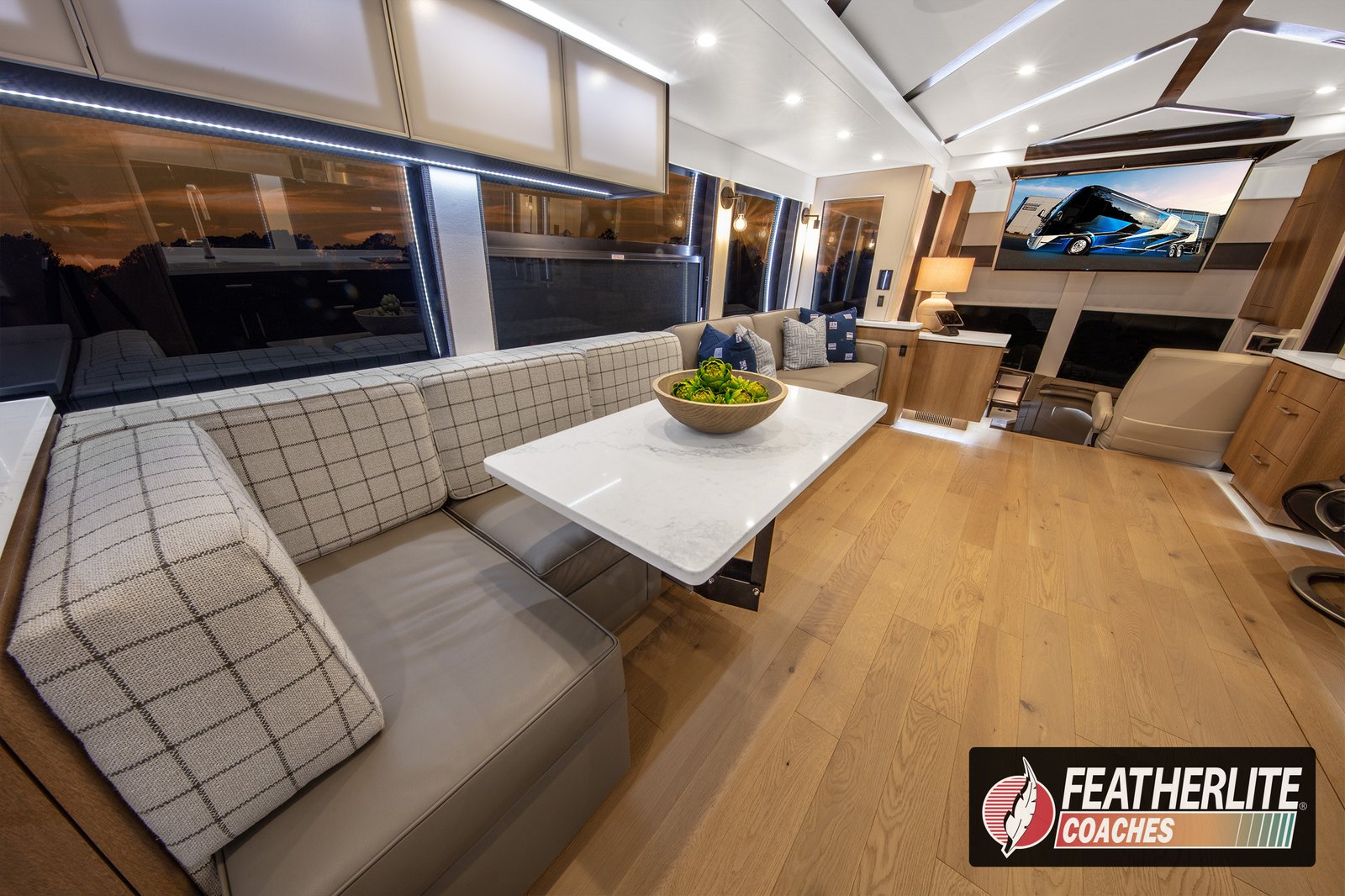 Coach 1574 | 2025 Featherlite Coaches Prevost | Dinette