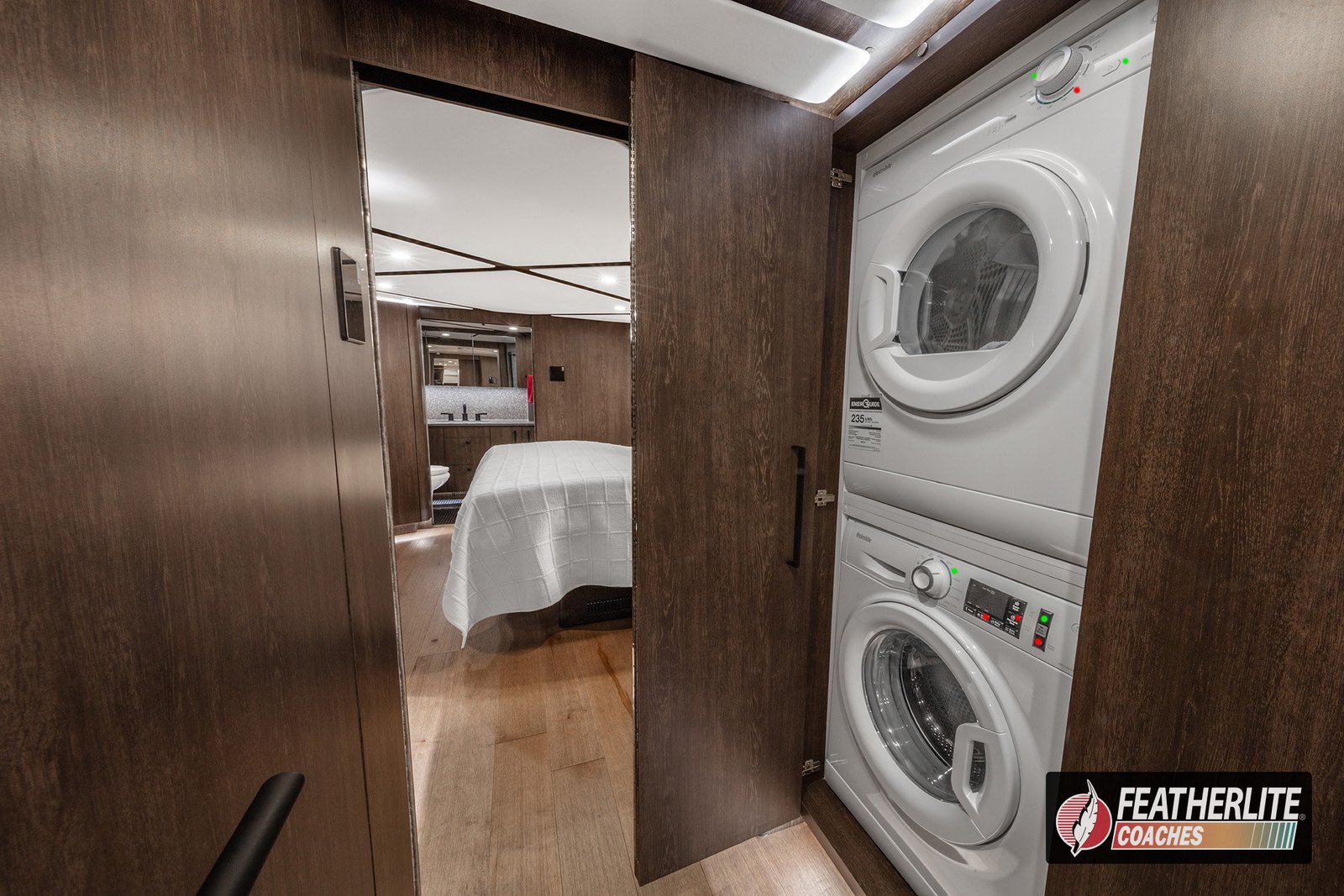 Coach 1819 "Misano" Washer Dryer | Featherlite Coaches Prevost Motorhome| Featherlite Coaches Prevost Motorhome
