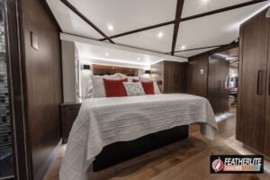Coach 1819 "Misano" Stateroom Bed | Featherlite Coaches Prevost Motorhome| Featherlite Coaches Prevost Motorhome
