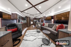 Coach 1819 "Misano" Salon Aft | Featherlite Coaches Prevost Motorhome| Featherlite Coaches Prevost Motorhome