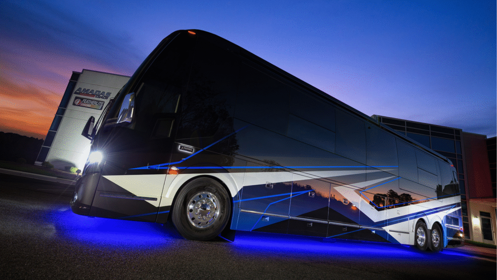 Prevost Featherlite Motorhome Exterior 1901